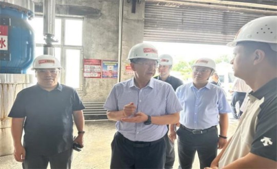 6.1伊通满族自治县县委书记孙立阳一行领导莅临人生就是博官网供热总公司伊通供热分公司第二热源厂开展调研(不够清晰,帮忙调整)_副本.jpg 6.1伊通满族自治县县委书记孙立阳一行领导莅临人生就是博官网供热总公司伊通供热分公司第二热源厂开展调研(不够清晰,帮忙调整)_副本.jpg
